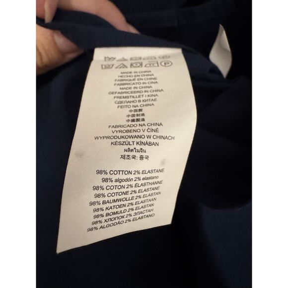 Michael Kors Men’s Navy Blue Button-Up Shirt Size M Classic Long Sleeve Shirt - Picture 5 of 5